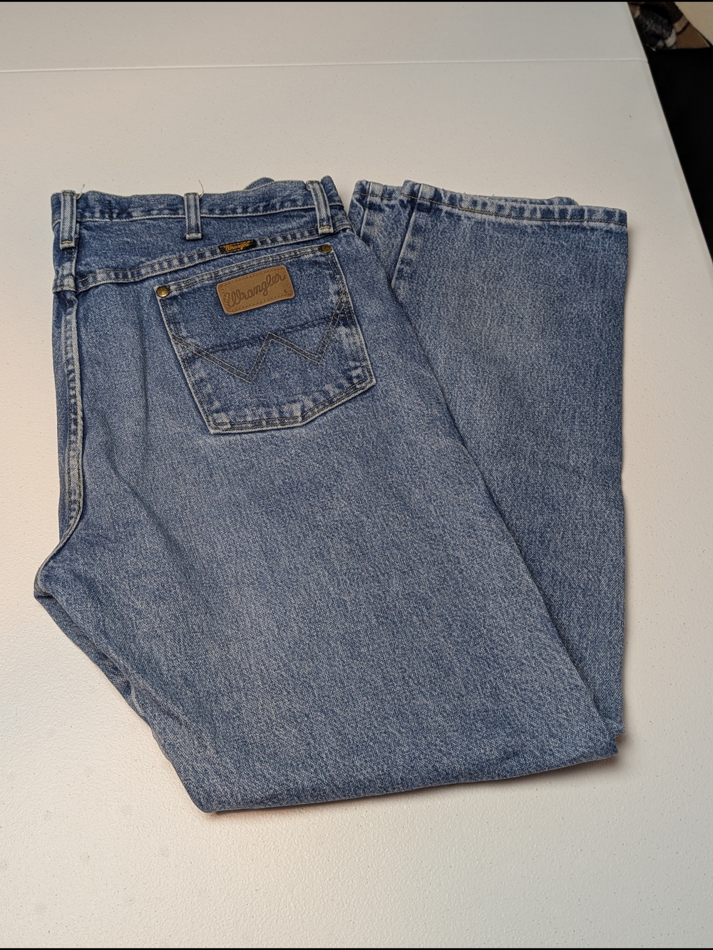 Wrangler George Strait Cowboy Cut Jeans 38x32 Light Wash Western 100% Cotton